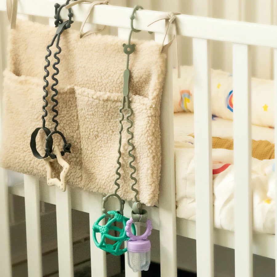 Keep Your Baby's Pacifier Close and Clean with Our Adjustable Silicone Pacifier Chain – Includes 2 Clips for Ultimate Convenience!